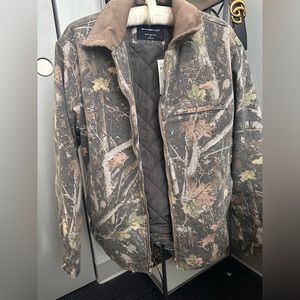 Brand new with tag camo Abercrombie jacket, fits a little oversized